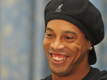 Último time de Ronaldinho foi o Fluminense - Foto: Divulgação